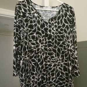 SagHarbor Stretch woman